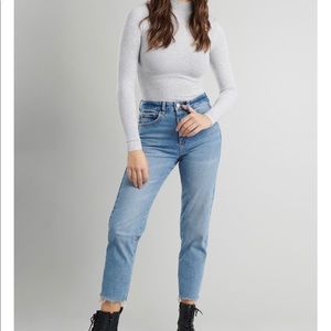 Garage Mom Jeans - Nirvana Blue, size 5